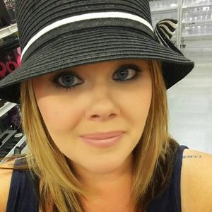 Meet your Posher, Tamra