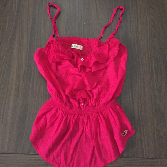 Pink ruffle Tank top 🎀 final price ***