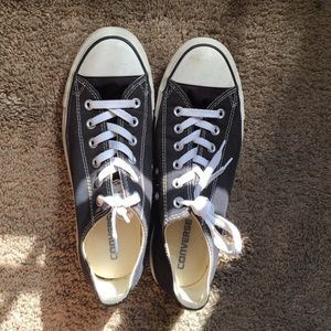 black converse