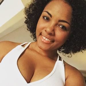 Meet your Posher, Ebony paige