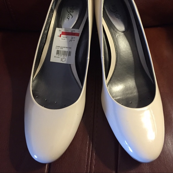 Off white dress shoes!