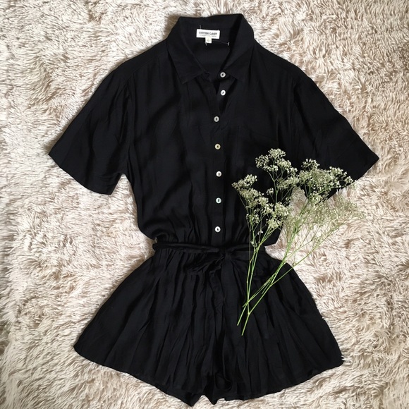 Dresses & Skirts - Black Collared Button Up Romper