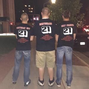 Meet your Posher, Joshua