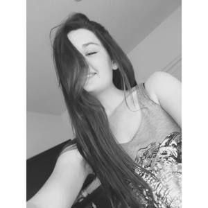 Meet your Posher, Alyssa