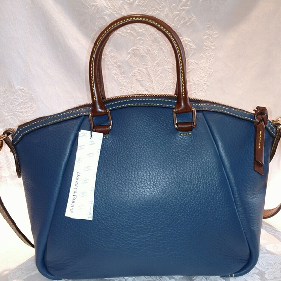 FINAL PRICE Dooney and Bourke Satchel - Picture 2 of 4