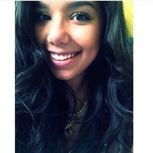 Meet your Posher, Isabella