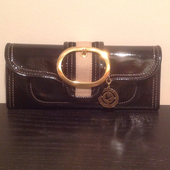 Juicy wallet never used