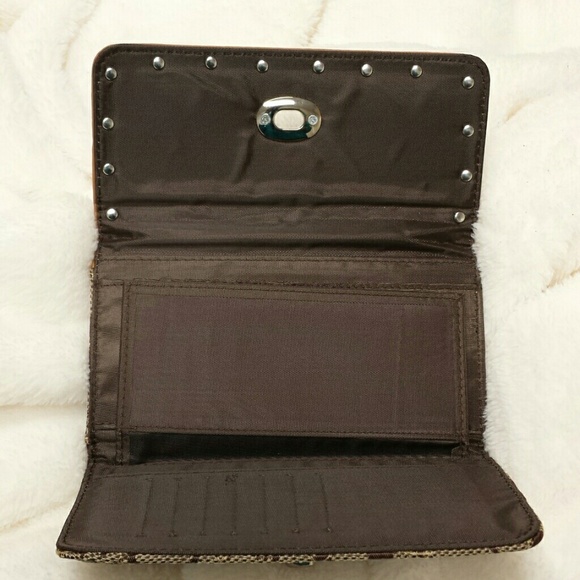 Women's Tan G Wallet - Picture 3 of 4