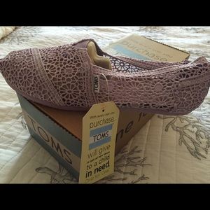 Lilac Snow crochet TOMS shoes