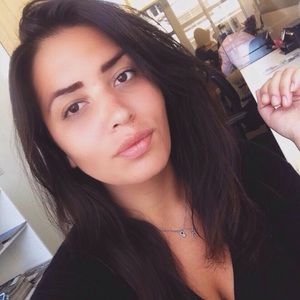 Meet your Posher, Alexa