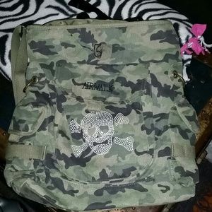 Airwalk Army skull bag