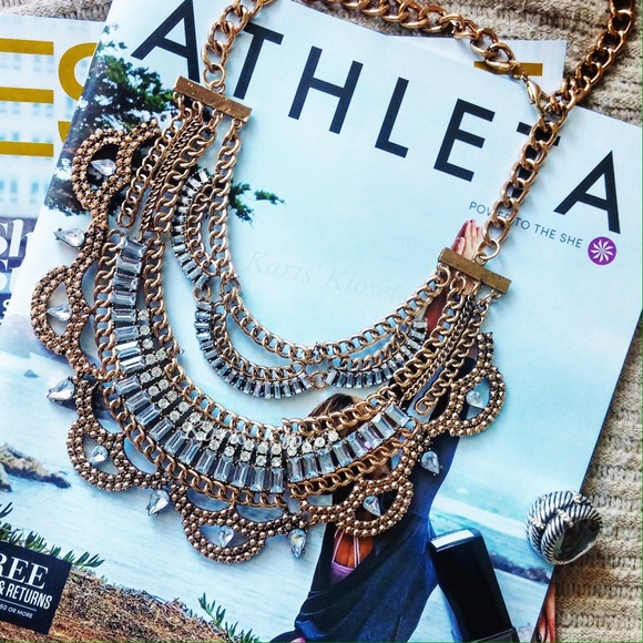 Sold 🎉HP🎉 NEW • Tiara Collar glam necklace - Picture 2 of 4