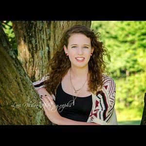 Meet your Posher, Delaney