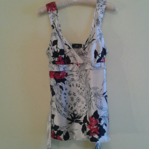 Satiny floral top
