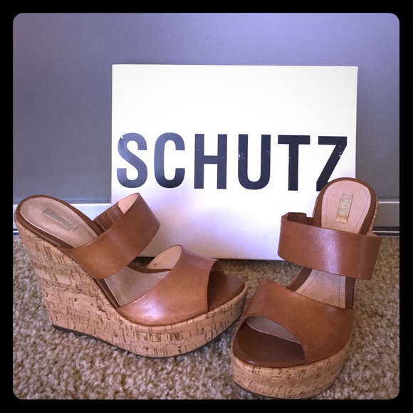 Classic tan Schutz wedges!