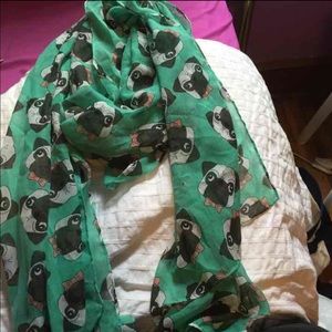 Pug scarf