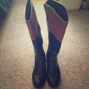Etienne Aigner riding boots