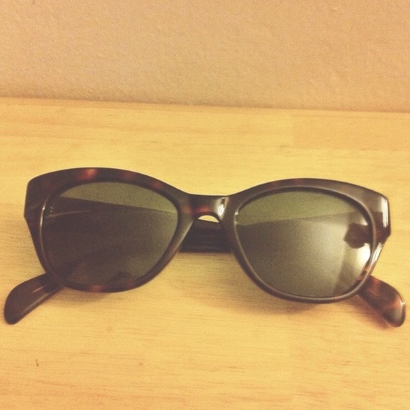 Oliver Peoples vintage shades - Picture 3 of 3