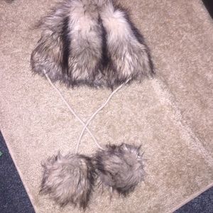 Faux fur hat with fur balls!