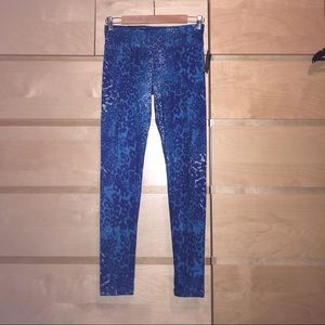 Blue cheetah print leggings