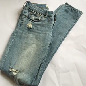 ABERCROMBIE FITCH distress skinny jeans