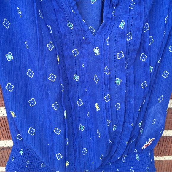 Hollister blouse - Picture 2 of 2