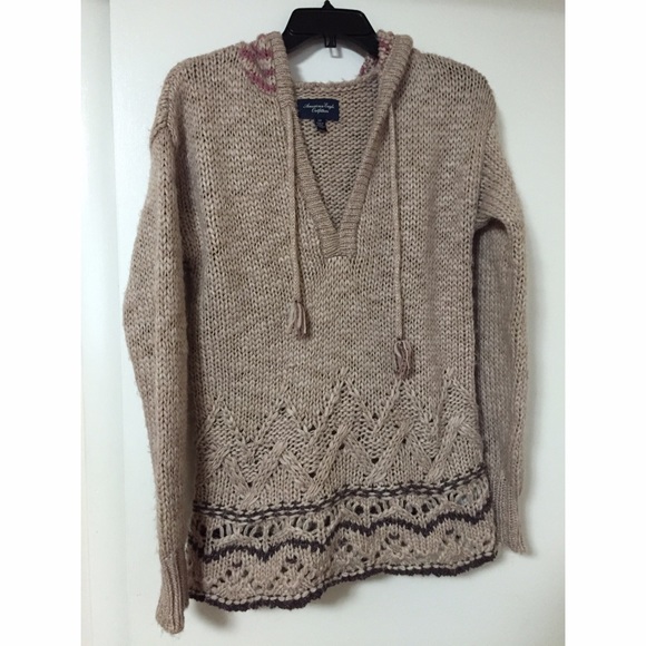 Over sized knitted hoodie from American eagle