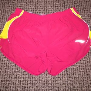 Saucony running shorts