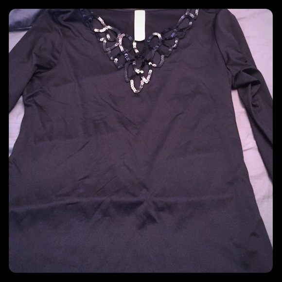 Black long sleeve sequin top - Picture 1 of 2