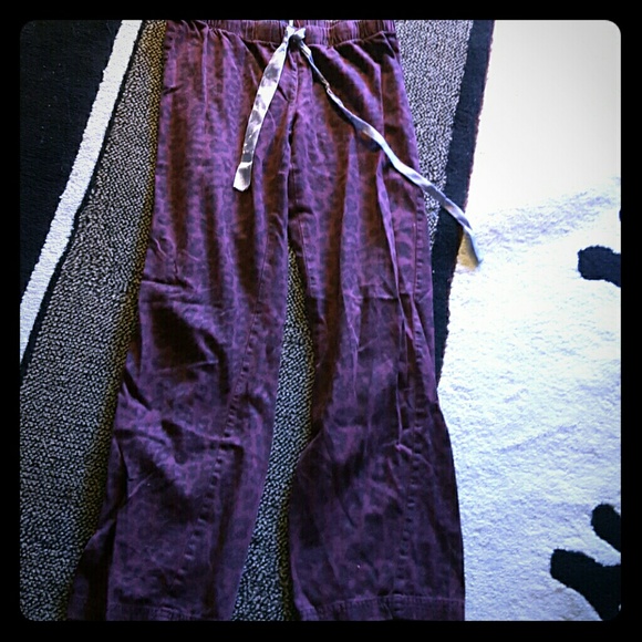 FOX Wine colored leopard pj pants sz 00-2