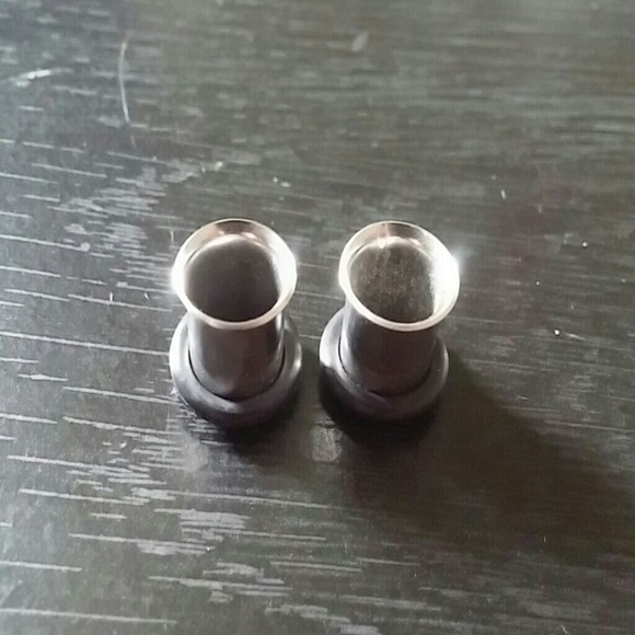 Surgical steel tunnels size 0