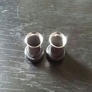 Surgical steel tunnels size 0