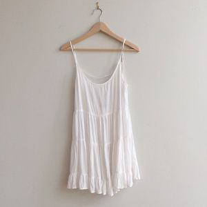 Brandy Melville- White Jada Dress