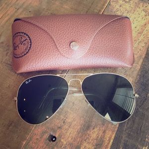 Over sized ray ban aviators