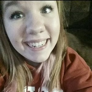 Meet your Posher, Breanna