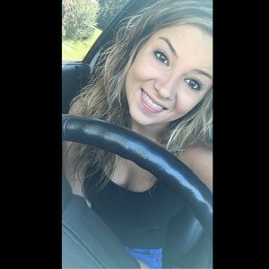 Meet your Posher, Kylee