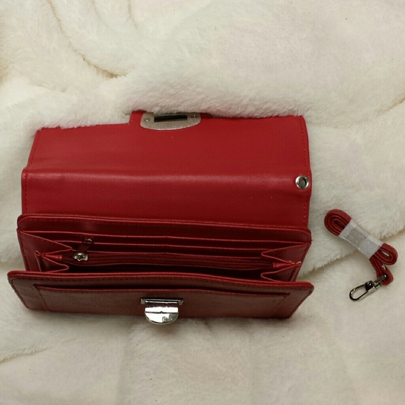 Women's Red Wallet - Picture 3 of 4