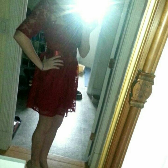 Red Lace dress - Picture 1 of 1