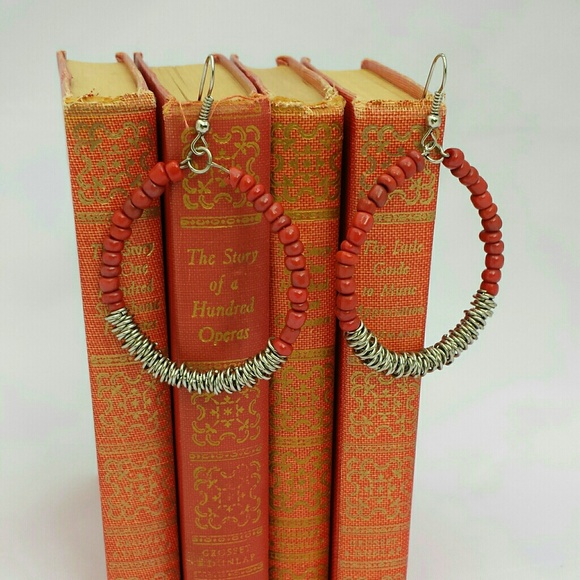 📗GWaC Java Bead & Metal Hoop Earrings - Red