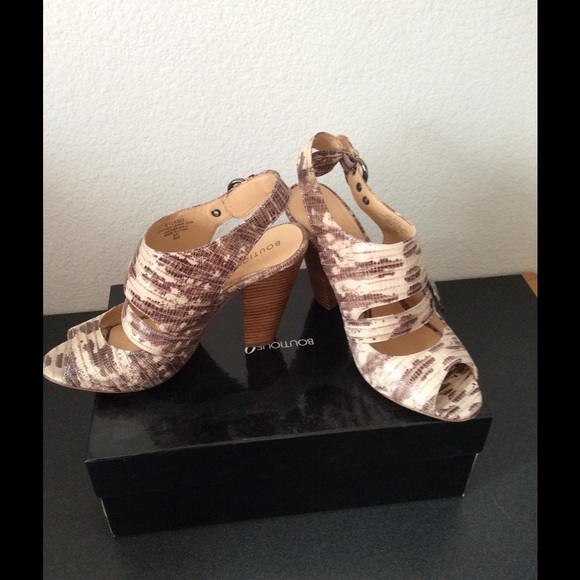 Taupe/multi color heels