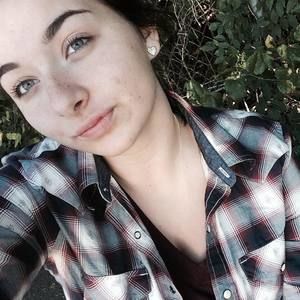 Meet your Posher, Casey