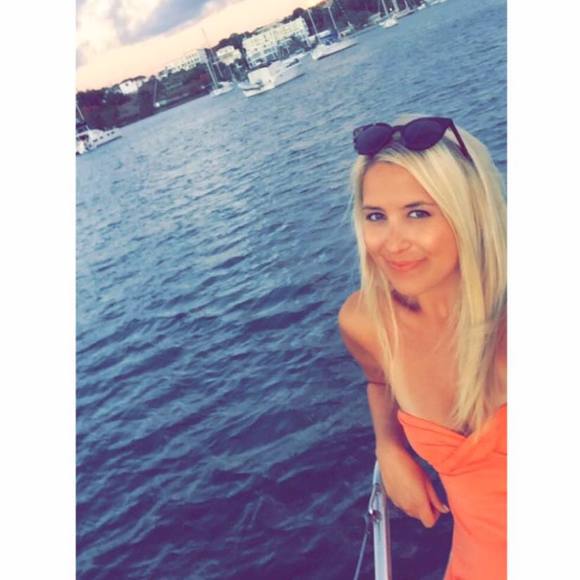 Meet your Posher, Molly