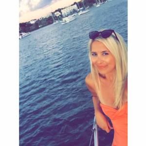 Meet your Posher, Molly