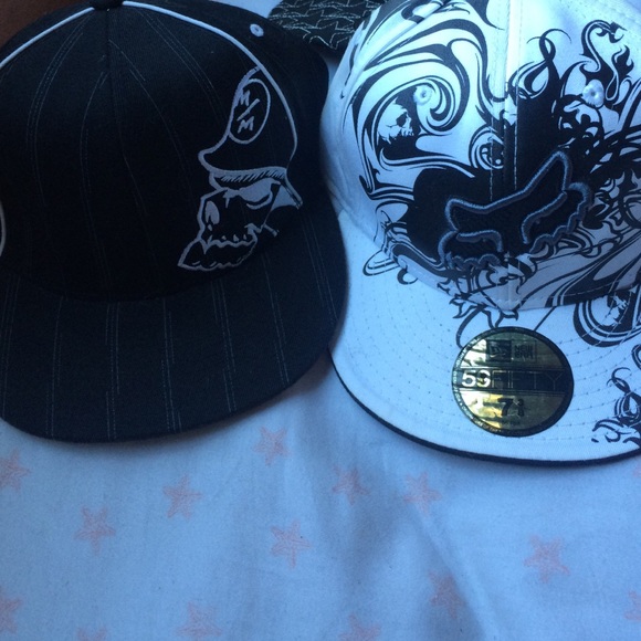 Metal Mulisia and Fox hat