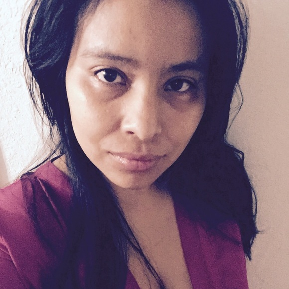 Meet your Posher, Maria - Picture 1 of 1