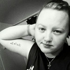 Meet your Posher, Lacey