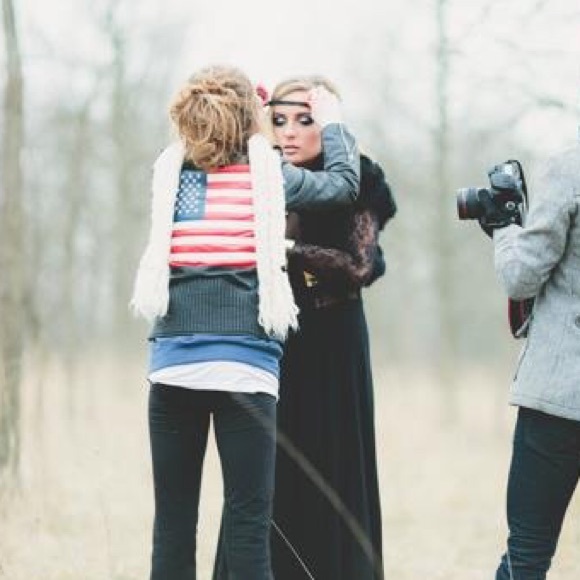 Meet your Posher, Jennifer - Picture 2 of 5