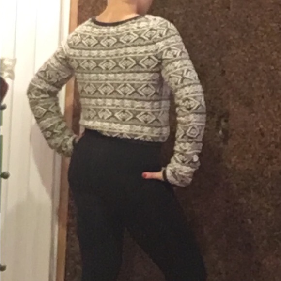 Anthropologie sweater! - Picture 3 of 4