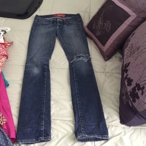 Skinny Guess Jeans stretch size 2! Used.