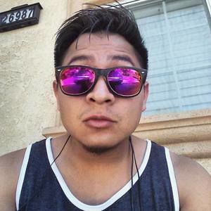 Meet your Posher, Noe